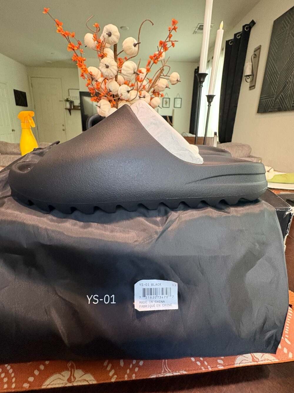 Yeezy Slide YS-01 Black